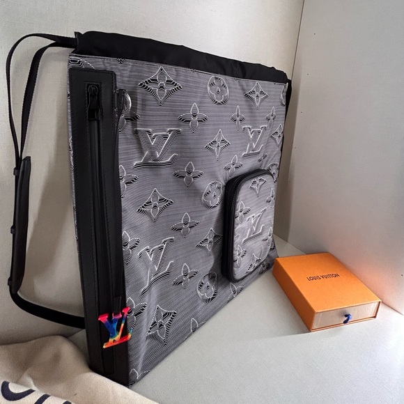 Pre Loved Louis Vuitton Black Backpack - Picture 8 of 8